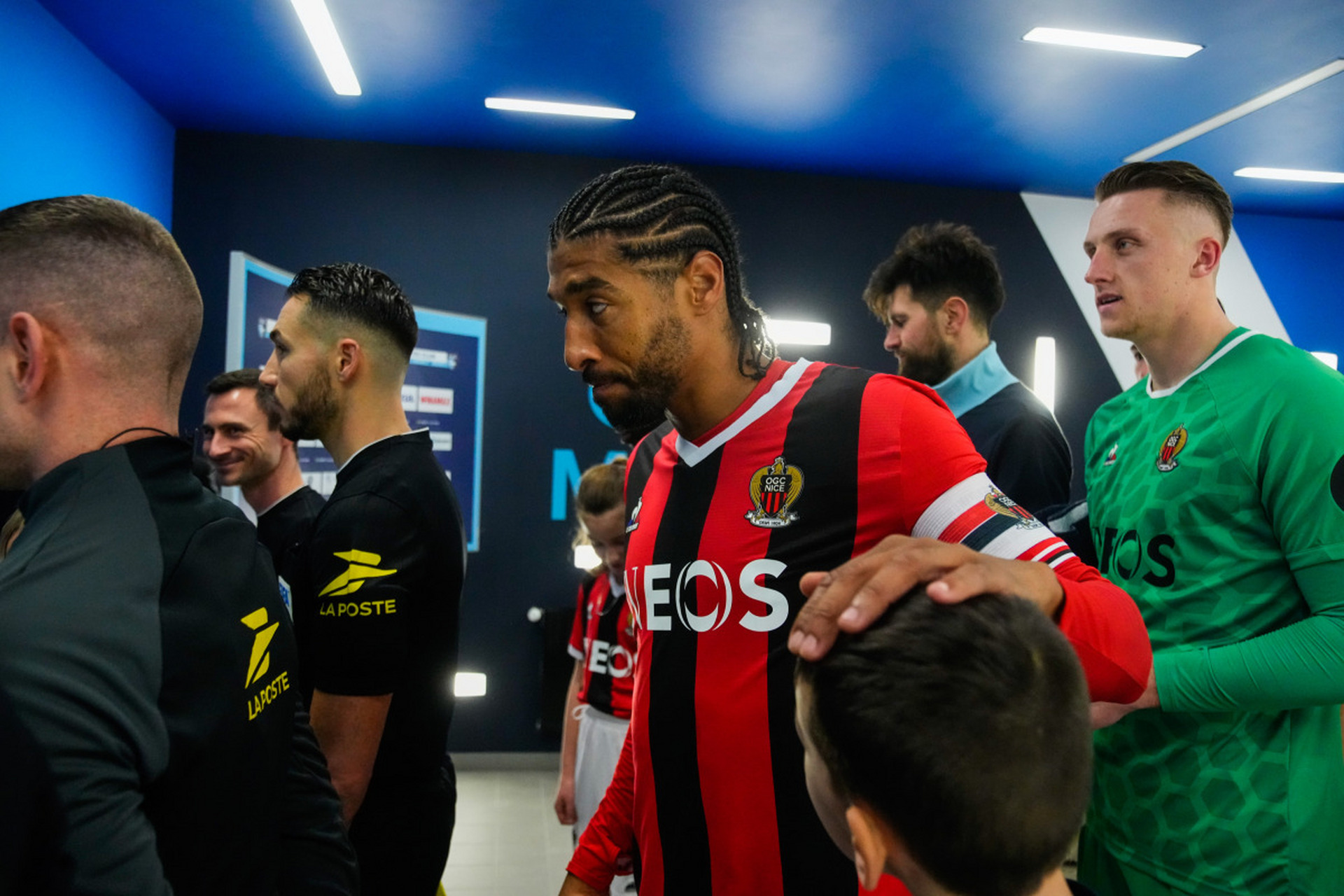 法甲逆袭瞬间，球迷反应热烈