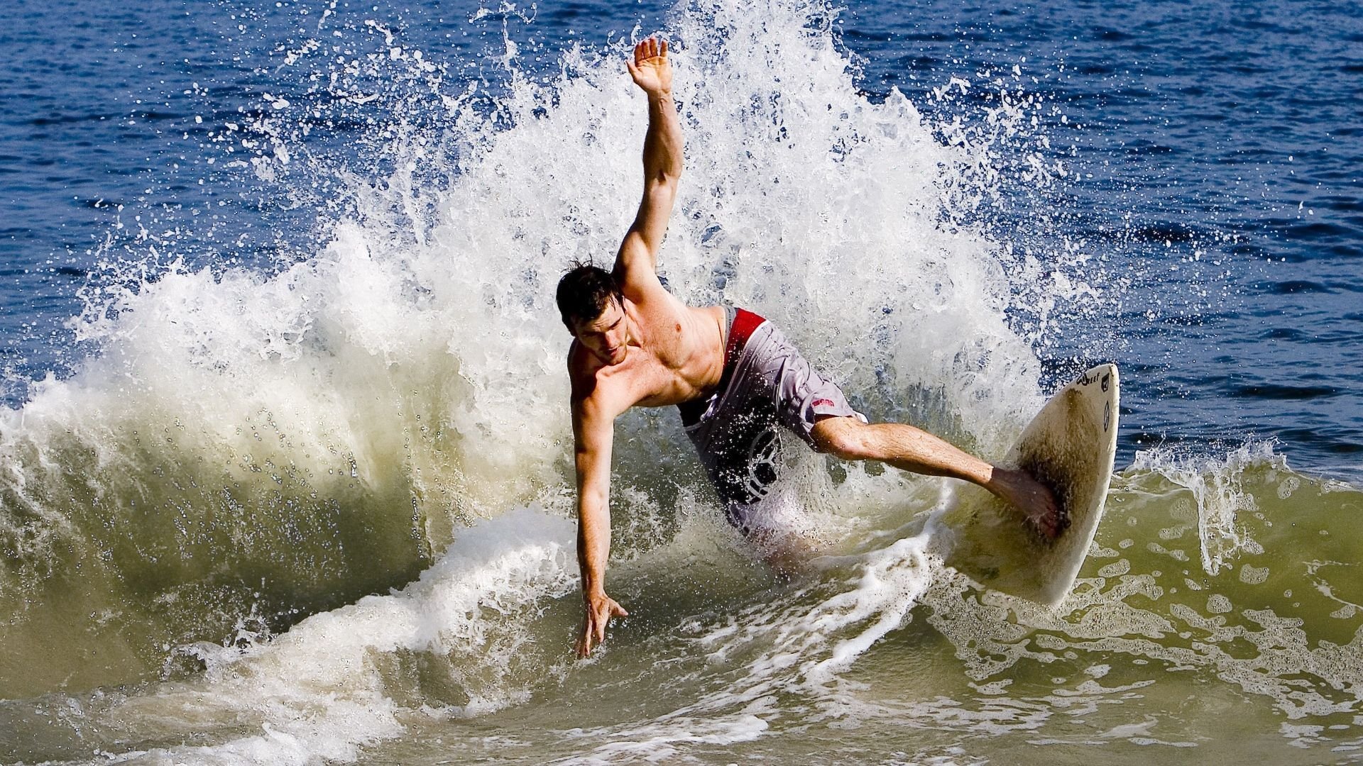利物浦中场球员获得最佳球员奖项,实至名归,利物浦中场球星